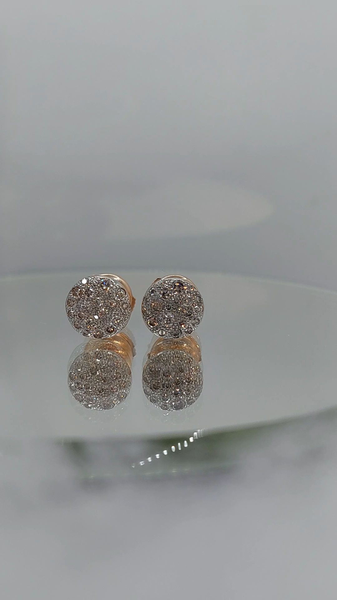 Boucles d'oreilles or rouge 750 milli&egrave;mes et diamants brun
